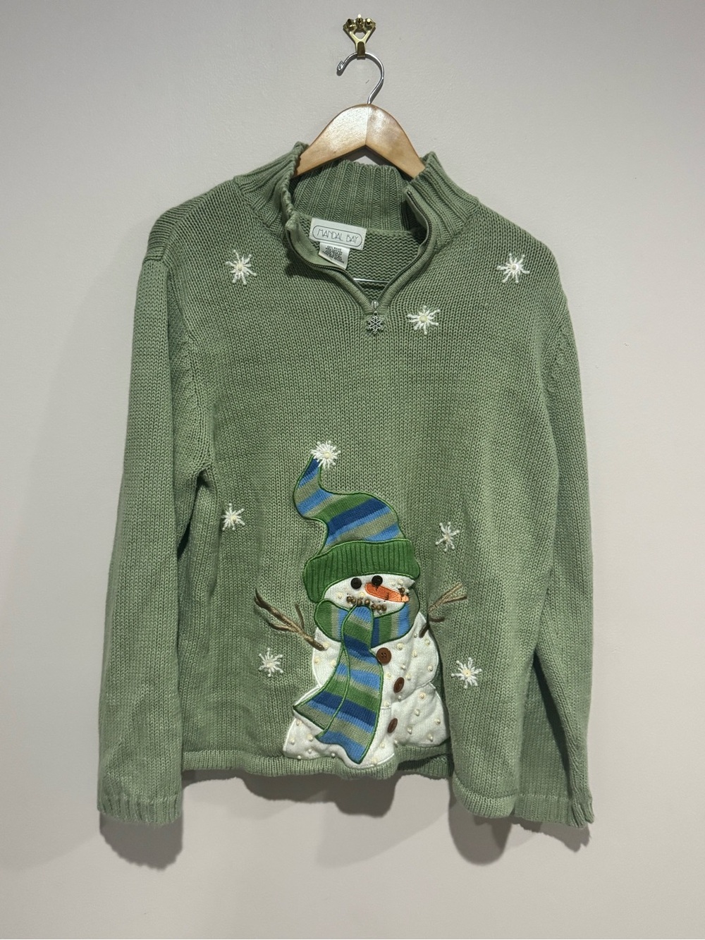 VTG Mandal Bay Women's Christmas Snowman Snowflake 1/4 Zip Mock Neck Sweater  L